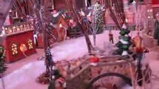 Watch Lee Ann Womack White Christmas video