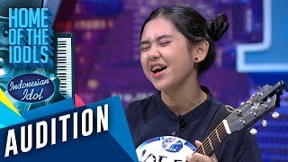 Download lagu Dibalik suara imutnya, Ziva bisa membuat semua juri terpukau - AUDITION 1 - Indonesian Idol 2020