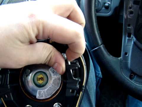 Как снять airbag с руля Как снять airbag с руля