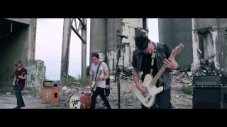 Watch House Vs. Hurricane 40 Deep video