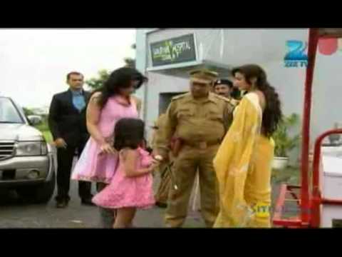 Yahan Main Ghar Ghar Kheli August 26 11
