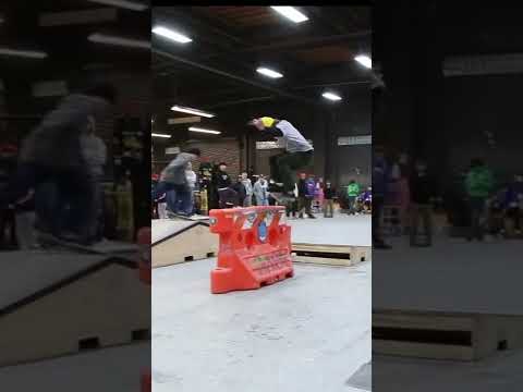 FRONT LIP BIGSPIN OUT #SHORTS