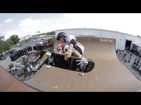 Free Flow Tour / Skatepark of Tampa / Skate Vert & Street 