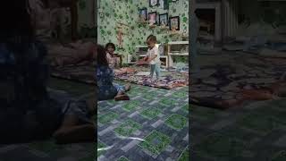 10 Bulan Adenia Mulai Belajar Berdiri - Adik Dari Adzkia Maharani Jhon