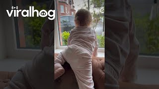 Tot's Adorable Reaction To Dad Coming Home || Viralhog