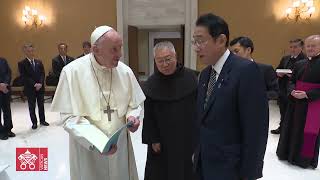 El Papa Francisco recibe en audiencia al Primer Ministro japonés