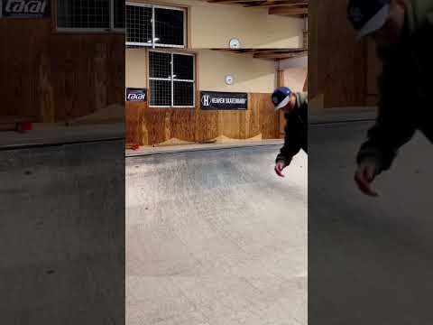 FRONT BLUNT SLIDE TO FRONT 5.0 TO FAKIE SOTA TOMIKAWA #SHORTS