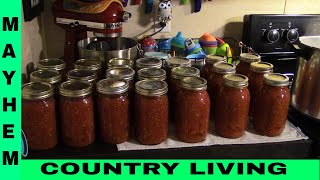 How to can tomatoes #CanningTomatoes #CountryLiving #PreservingFood