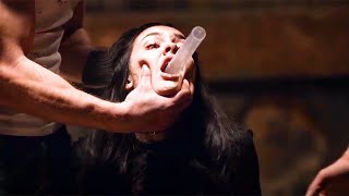 Korkunç Bir İntikam Yöntemini Buldu, Hamam Böceklerini Canlı Canlı Yutturmaya Zorladı Film Özeti̇
