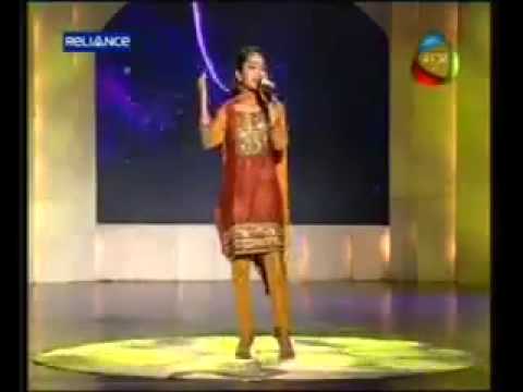 Sonia Sharma Song Apne to Apne hote hai in Mahua Channel...