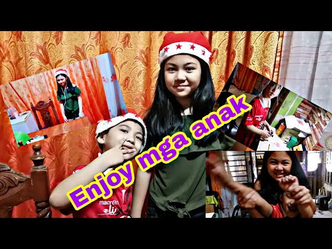 Two years ng ganito online  Christmas party ng kids#onlinechristmasparty#familylog #memegely