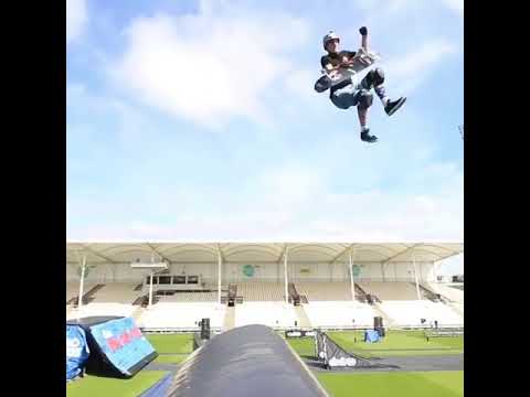 New trick from @beaverfleming 😮 Frontside Varial Fingerflip Cork 720 | Shralpin Skateboarding