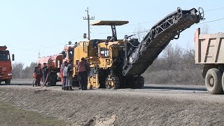 Видео В Волгограде отремонтируют улицу Неждановой от ГТРК "Волгоград-ТРВ". "Волгоград 24", улица Неждановой, Волгоград, Россия