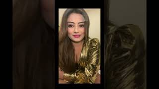 Hot Babe Showing Huge Cleavage On Insta Live