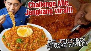 Banyak Yang Nyerah Makan Mie Jengkang 75 Cabe Rawit Ini