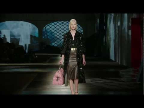 Prada Fall/Winter 2013 Womenswear Show #45