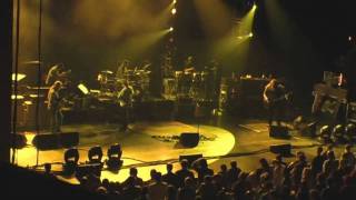Watch Widespread Panic I Walk On Guilded Splinters video