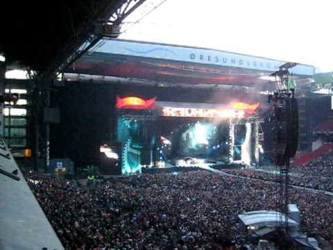 Rock N Roll Square Video