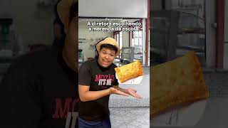 Diretora Escolhendo Merenda Da Escola - Gugu Amaral