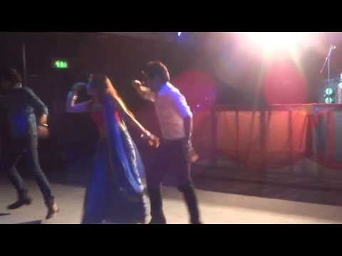 Tere Mohalle Mera Piya Ghar Aaya Tattad Tattad - Diwali Dance...