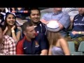 LE BAJA LA BLUSA EN PLENO PARTIDO.mp4