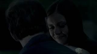 Stefan e Elena CONVERSANDO no telhado | The Vampire Diaries (4x01)