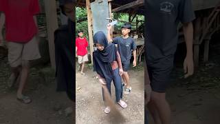 Dia Berfikir Itu Gak Sakit