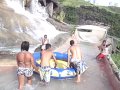 rio water planet corredeira bote com 8 pessoas show