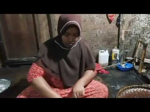 Tips Membuat Kue Bannang Bannang Khas Makassar