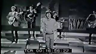 Watch Rolling Stones Walking The Dog video