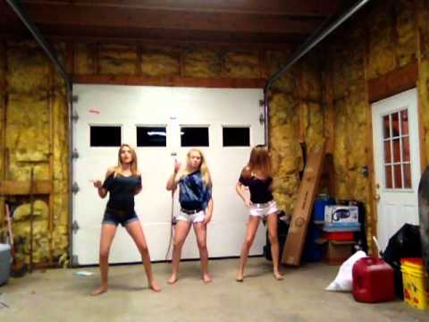 Akon-BananzaBelly Dancer(cover)