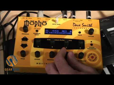 Dave Smith Instruments Mopho Demo: It's Insane, This Guy's Bass