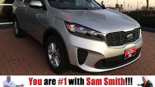 2019 Kia Sorento LX FWD sexy silver. huge rebates