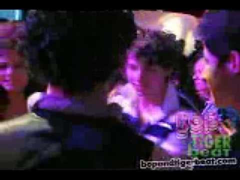 Selena Gomez, Kevin y Nick Jonas bailando..! Order: Reorder; Duration: 0:56; Published: 01 Feb 2009; Uploaded: 11 Apr 2011; Author: Dianaap0 selena gomez and nick jonas 2009. Selena Gomez, Kevin y Nick Jonas bailando..! Order: Reorder; Duration: 0:56; Published: 01 Feb 2009; Uploaded: 11 Apr 2011; Author: Dianaap0