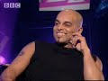 Take That's Mark Owen sings thriller! - BBC
