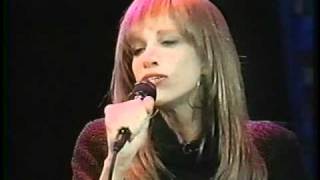 Watch Carly Simon Spring Will Be A Little Late This Year video