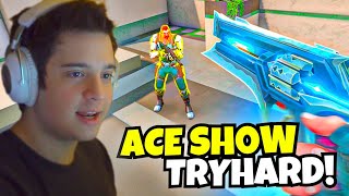 Helli̇an Tryhard Maçta Bela Atip Şov Yapiyor