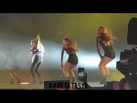 LISA BLACKPINK - Solo Dance Stage - JAKARTA TOUR BLACKPINK IN YOUR AREA DAY 1