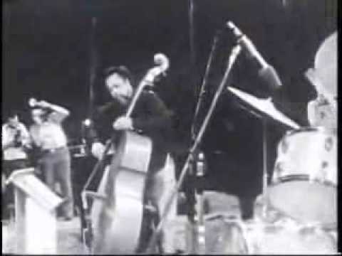 Charles Mingus - Flowers For A Lady (1974)