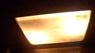 Видео Пассажирский лифт КМЗ @ 1-й Балтийский переулок, 3/25, Аэропорт, Москва, Россия (784) от Антон Скобелев, 1-й Балтийский переулок, Москва, Россия