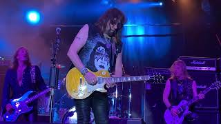 Watch Ace Frehley Deuce live video