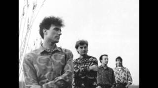 Watch Orchestral Manoeuvres In The Dark Shes Leaving video