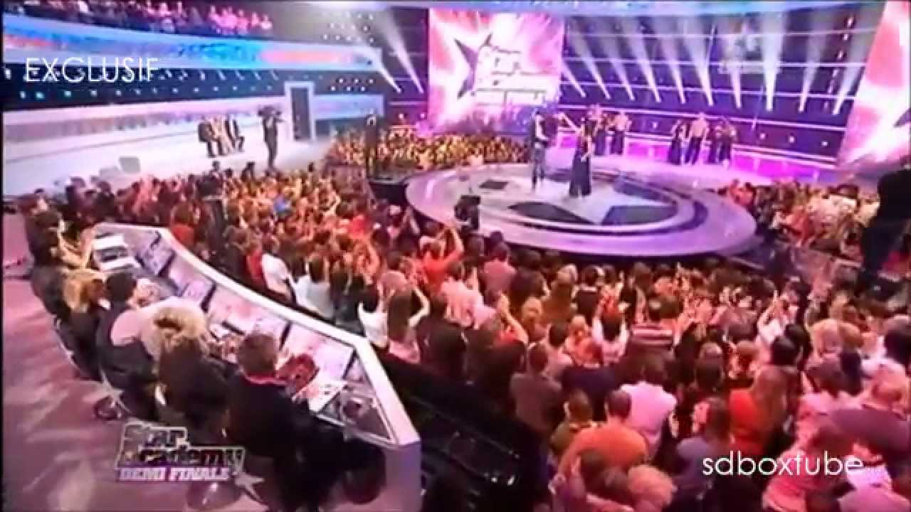 Laura Pausini & Mickels Rea - Invece No - live Star Academy France ...
