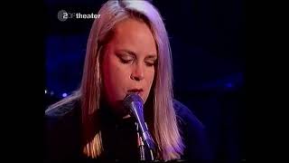 Watch Mary Chapin Carpenter Party Doll video