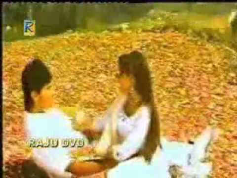 Aankhon Mein Neendein Na Dil Mein qarar Sanam 1997 Vivek Mushran...