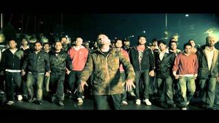 Watch Raja Baath Chaska Feat Honey Singh video