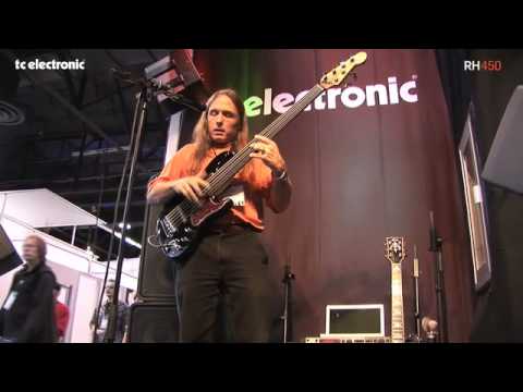 Steve Bailey playing TC Electronic RH450 live at NAMM '09