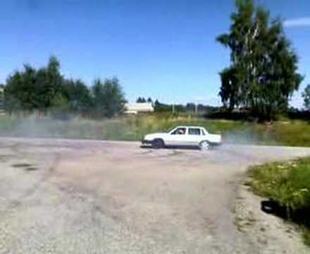 Volvo 740 Turbo Diesel Burnout Volvo 740 Turbo Diesel Burnout