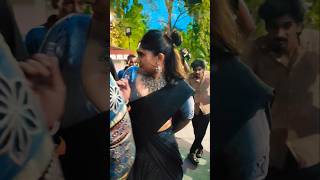 பயநத ஓடய Vanitha Jovika