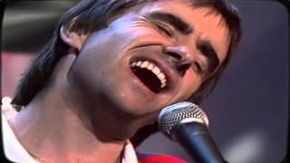 Watch Chris De Burgh Tourist Attraction video